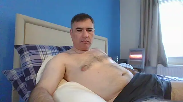 Pauly Andrew online show from March 2026 02:09:02 PM