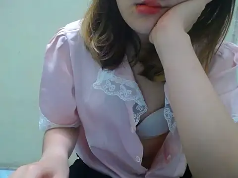 Baby there online show from April 2026 06:32:02 PM