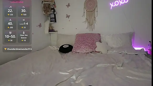 Snapshot of Baby-imi chatting on May 2026 02:09:02 AM Baby-imi online show from May 2026 02:09:02 AM