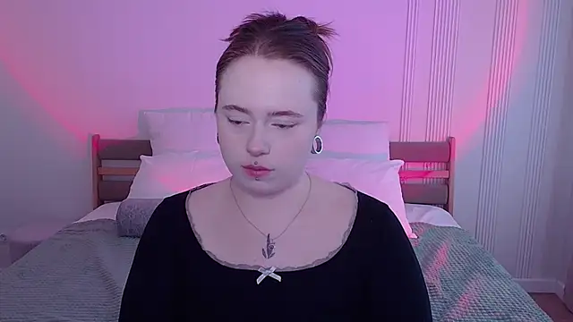 SelenaLily online show from March 2026 12:38:01 PM