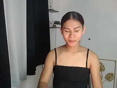 Zain Moore online show from April 2026 12:19:02 PM