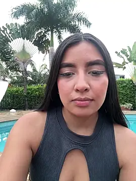 HaileyBiieber online show from April 2026 11:05:01 PM