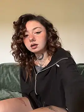 milou xtx online show from April 2026 10:32:02 AM