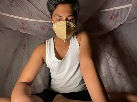 sinner2511 online show from April 2026 07:07:02 PM