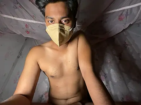 sinner2511 online show from April 2026 07:38:02 PM