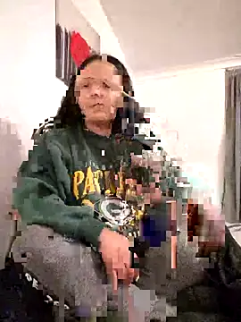 TeeTeeKitching online show from April 2026 07:05:02 PM