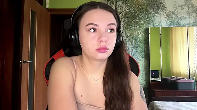 ThedaStrevell online show from April 2026 08:15:02 AM