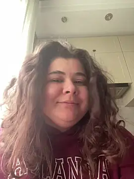 curly elise online show from April 2026 01:15:02 PM