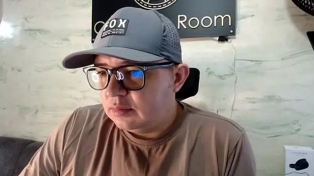maximo daddy online show from May 2026 12:22:02 PM