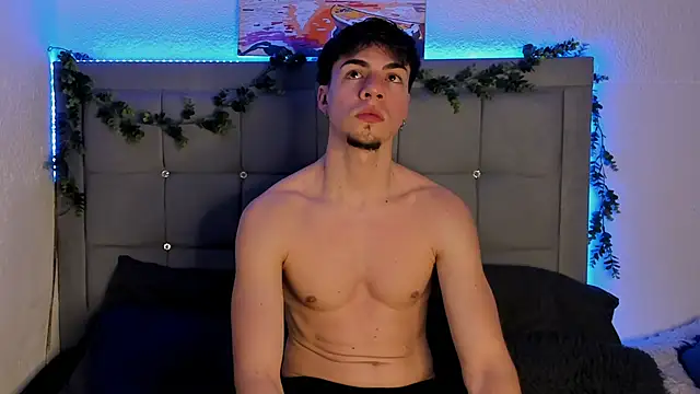 nate love7 online show from April 2026 05:54:02 AM