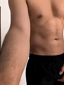 handsome-hunky online show from April 2026 07:16:01 PM