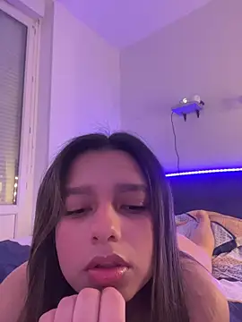 Lusty Lunaa online show from March 2026 07:09:02 AM