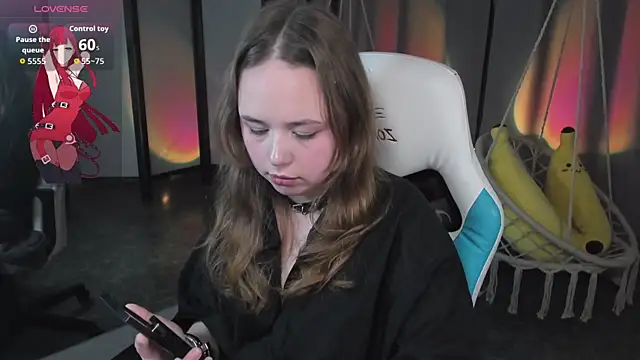 LeonaHicks online show from April 2026 06:24:01 AM