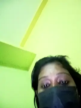 bannerjeesneha20 online show from April 2026 10:54:02 PM