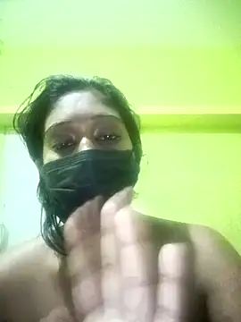 bannerjeesneha20 online show from April 2026 06:32:02 PM