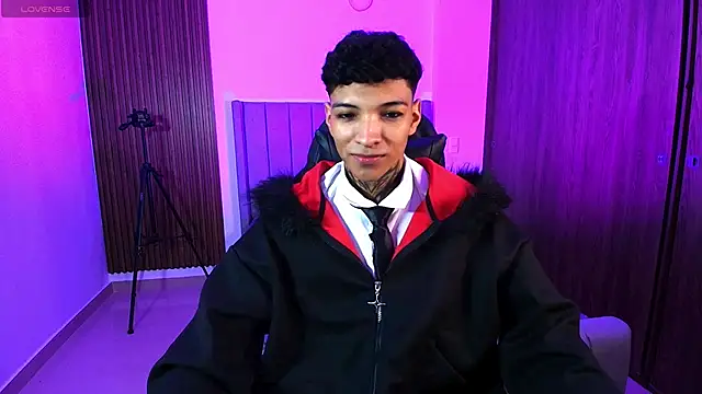 im Usuga online show from April 2026 03:45:01 AM