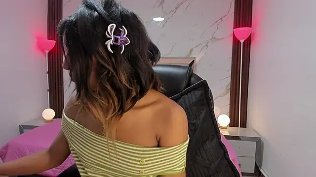 EsperanzaMora online show from April 2026 11:57:02 AM