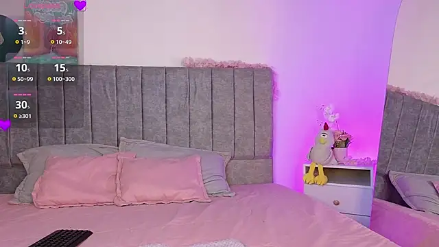 Luna Blooms online show from April 2026 11:51:02 AM