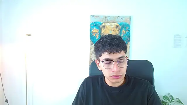 maax 18 online show from March 2026 01:44:02 PM