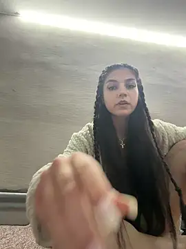 christahot online show from April 2026 06:32:02 PM