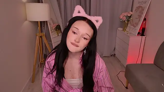 Flora Ray online show from March 2026 01:38:02 PM