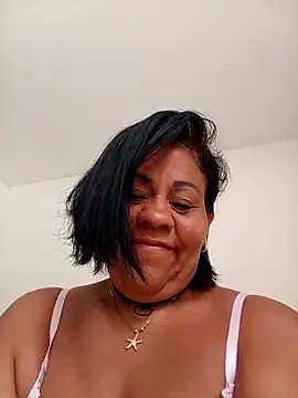 Veronica missbigg online show from April 2026 06:10:01 PM