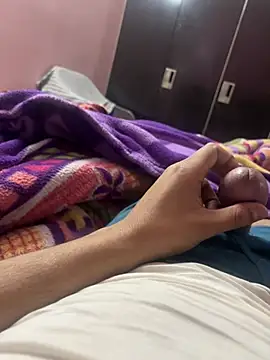 SingleBoy66666 online show from April 2026 08:36:02 PM