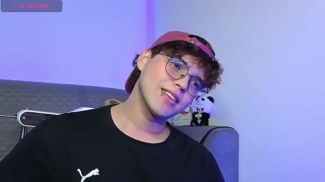 hornsgoat  online show from April 2026 08:06:02 PM