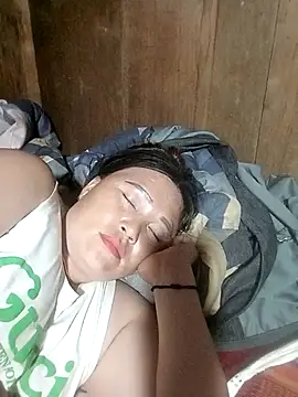 Lily Daisy online show from April 2026 02:21:01 PM