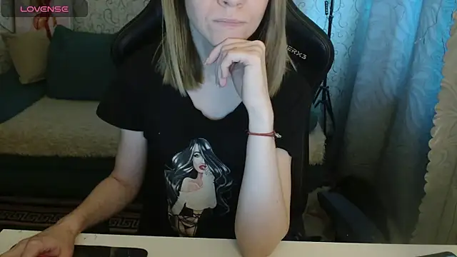 Ricky Chadwick  online show from April 2026 04:03:01 PM