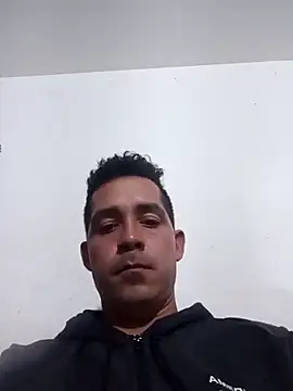 Snapshot of Gabriel_leon33 chatting on June 2026 05:53:02 AM Gabriel leon33 online show from June 2026 05:53:02 AM