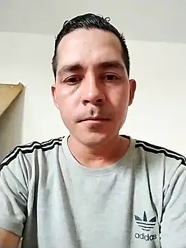 Snapshot of Gabriel_leon33 chatting on June 2026 06:54:01 PM Gabriel leon33 online show from June 2026 06:54:01 PM