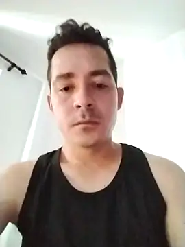 Snapshot of Gabriel_leon33 chatting on June 2026 08:02:01 PM Gabriel leon33 online show from June 2026 08:02:01 PM