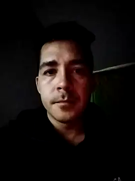 Snapshot of Gabriel_leon33 chatting on July 2026 08:26:01 PM Gabriel leon33 online show from July 2026 08:26:01 PM