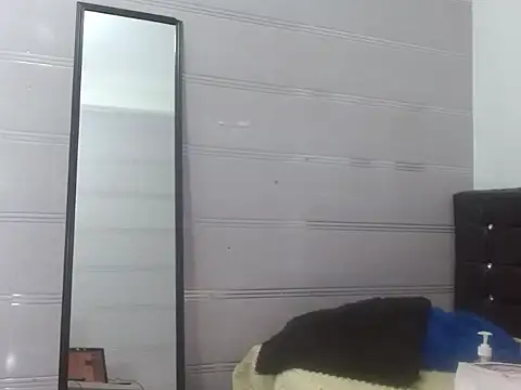 veronicaqueenxxx online show from April 2026 05:00:02 AM