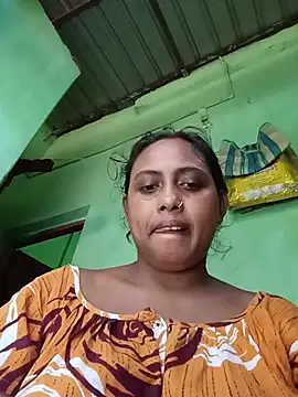 Snapshot of puja560 chatting on June 2026 08:13:01 AM puja560 online show from June 2026 08:13:01 AM