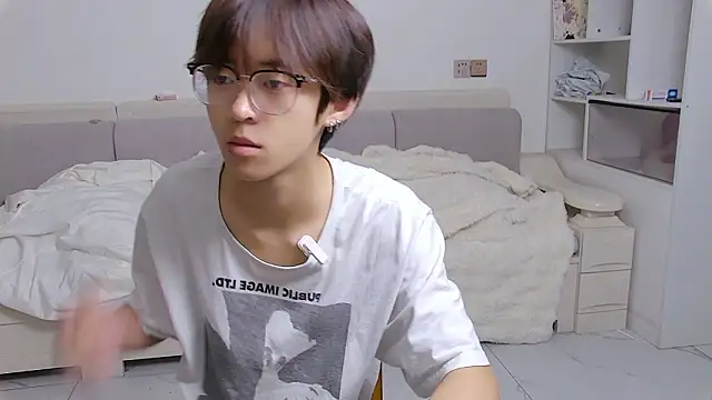 buding-001 online show from March 2026 05:41:02 AM