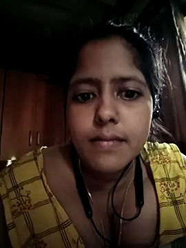 Snapshot of Aditi_sarkar chatting on April 2026 11:35:02 AM Aditi sarkar online show from April 2026 11:35:02 AM