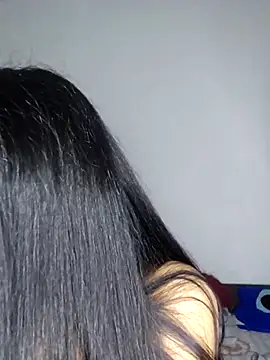 Crissdesire online show from April 2026 03:48:02 PM