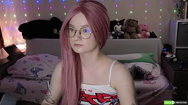 JulietFisher online show from March 2026 04:46:02 AM