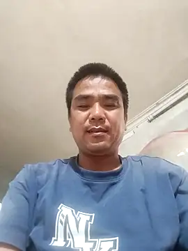 Snapshot of Tinh_love chatting on April 2026 09:13:01 AM Tinh love online show from April 2026 09:13:01 AM
