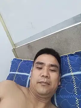 Snapshot of Tinh_love chatting on June 2026 02:42:01 PM Tinh love online show from June 2026 02:42:01 PM