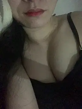 Nini-896 online show from April 2026 07:11:01 PM