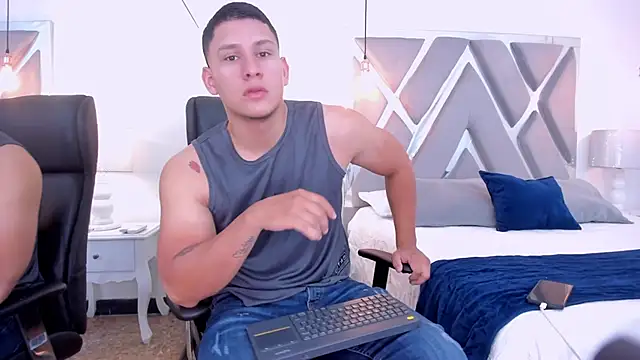 Chriss Diamond online show from April 2026 07:56:01 PM