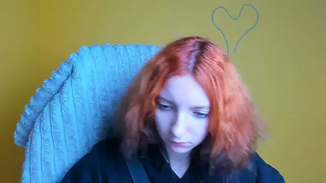 Snapshot of Butterfly_Milly chatting on July 2026 05:45:02 AM Butterfly Milly online show from July 2026 05:45:02 AM