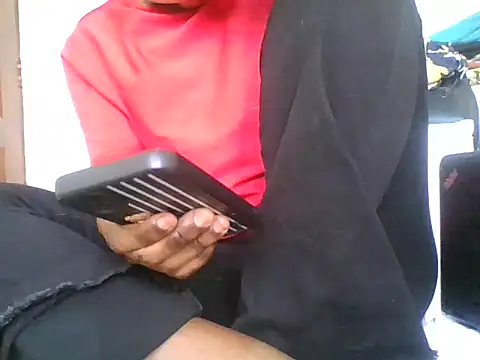 Thandie40 online show from March 2026 05:30:02 AM