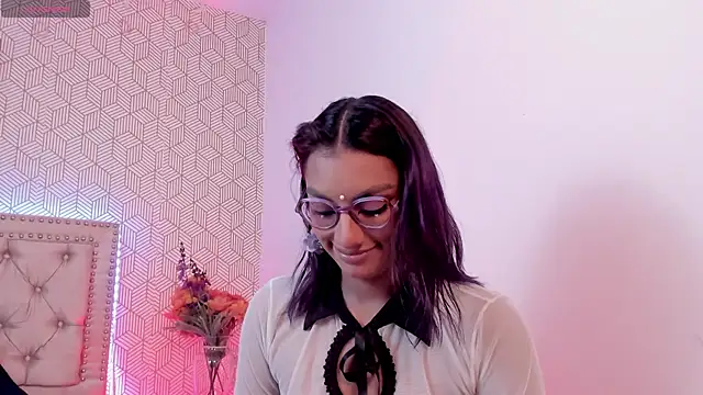 ValeAlvarez  online show from April 2026 07:22:01 PM