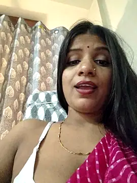 Snapshot of khushi_ji00 chatting on July 2026 05:21:02 AM khushi ji00 online show from July 2026 05:21:02 AM
