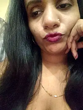 Snapshot of khushi_ji00 chatting on July 2026 06:05:01 AM khushi ji00 online show from July 2026 06:05:01 AM