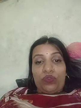 Snapshot of khushi_ji00 chatting on July 2026 03:48:02 PM khushi ji00 online show from July 2026 03:48:02 PM